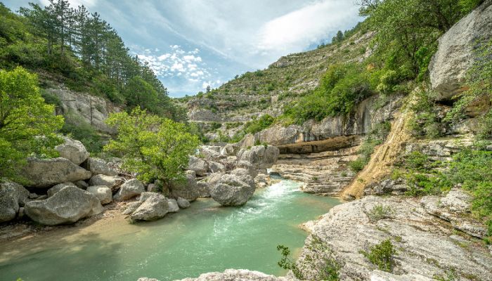 camping hautes alpes 4 étoiles avec piscine