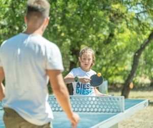 camping 4 étoiles hautes alpes ping pong