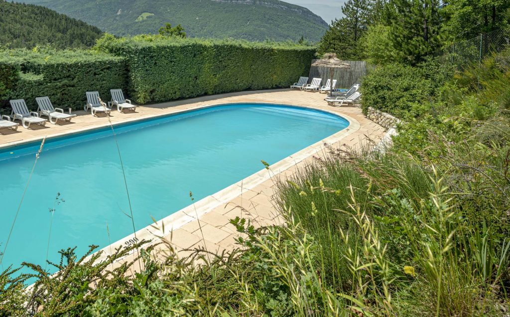 camping avec piscine orpierre